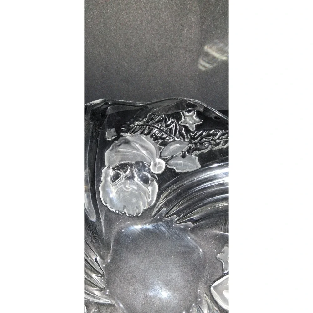 Vintage Mikasa Christmas  Bowl‎ Clear Lead Crystal, Frosted Leaves & Santa